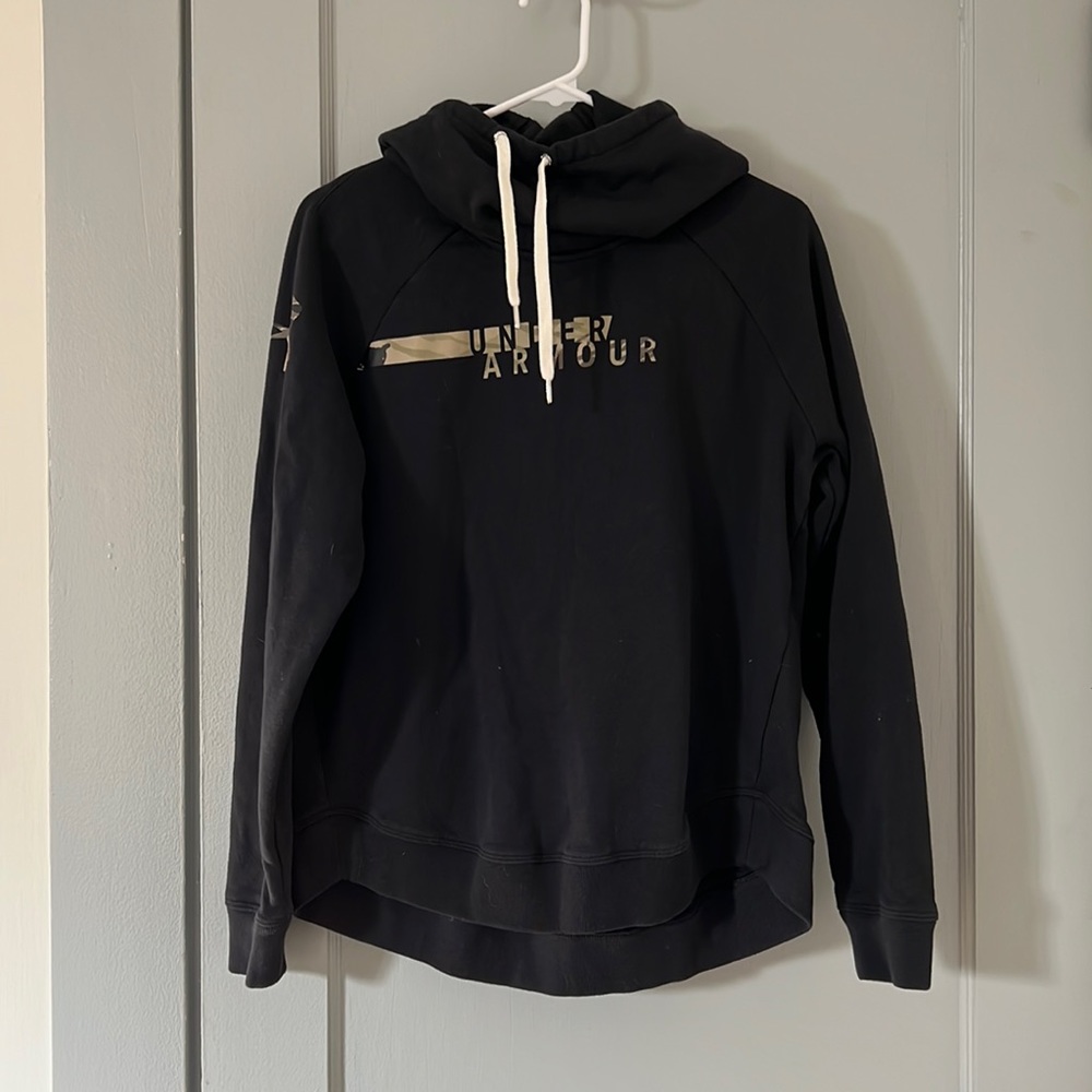 Under Armour Sweatshirt